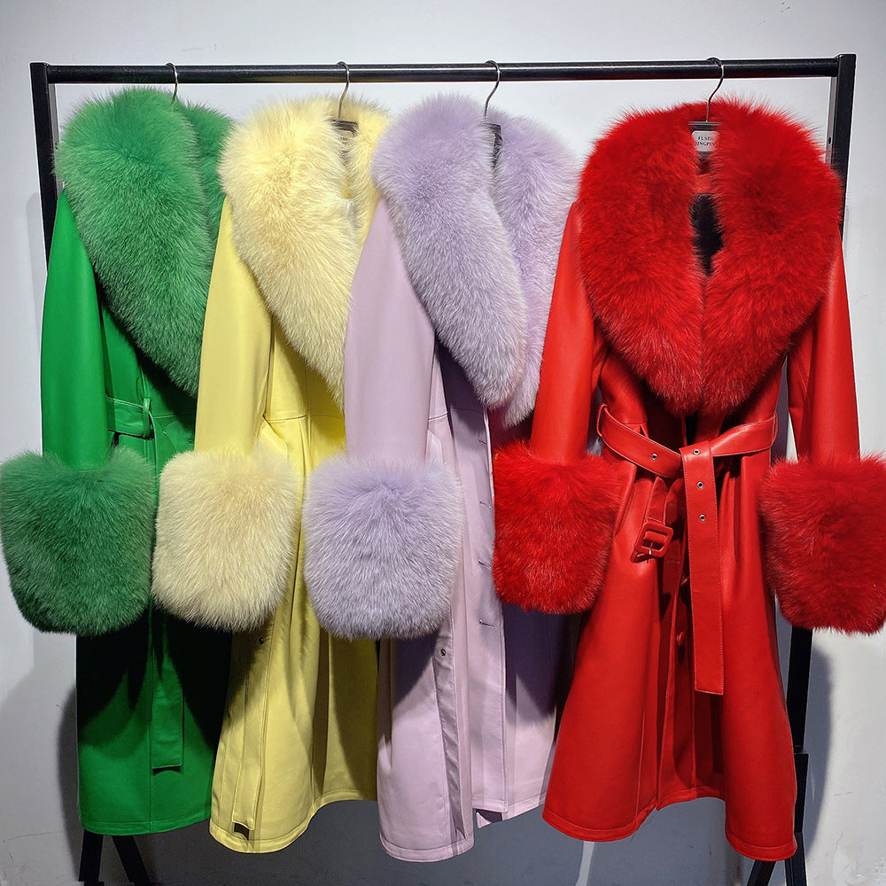 Manteau Luxe à Col et Manchons en Fourrure